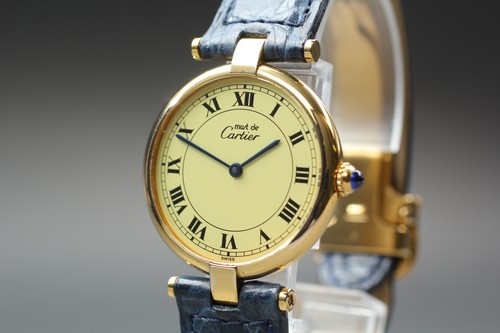 Near mint cartier must - mint,
